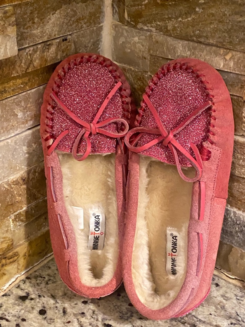 Minnetonka Cream Faux-Fur Lined Leather Moccasin